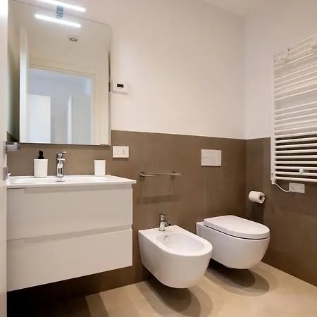 Apartament Brezza 4 *